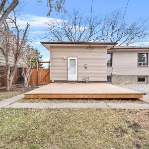 Modern House-3BR/Spacious good for 8/Free Parking