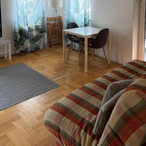 Apartment Theater