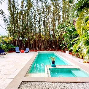 Private Pool Hot Tub Rooftop Deck - Waterscape