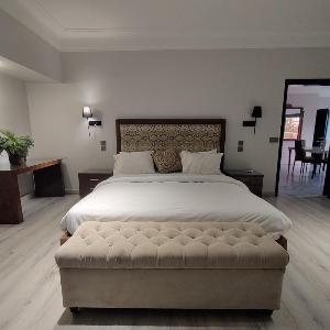 Ghumo x Bahadurabad Aga Khan Hospital - Two Bedroom Family Apartment