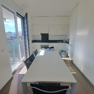 Mola Apartments Lugano by Quokka 360 - Terrace and Parking
