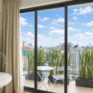 Loft de diseno con aire acondicionado y cama king size