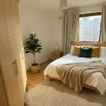 Dublin City- Modern Apart-Sleeps 2