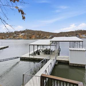 Brush Creek Retreat with Boat Slip