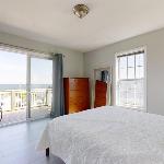 Entire Beach View Home Narragansett