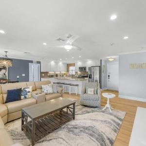 Blind Pass Unit G201 condo