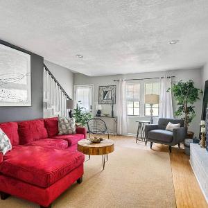 King 3bedroom centrally located