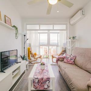 Cubo's Mendoza Seaview Malaga Apartment