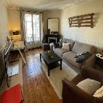 Charming Flat Sacre Coeur