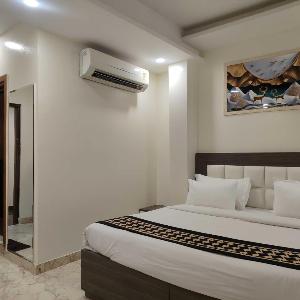 Townhouse OAK The Hotel Square Villa