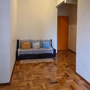Flat Central BH