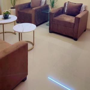 3 bhk luxury 4 AC flat in Vaishali 4 balconies