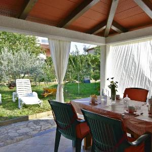 Garden apartment in Umag