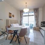 Elite LUX Holiday Homes - Stylish Studio at Jewelz by Danube Dubai