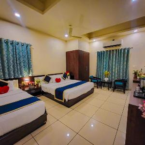 Hotel Paradise Inn