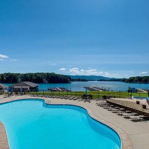 Studio Retreat with Pool Trails and Lake Access