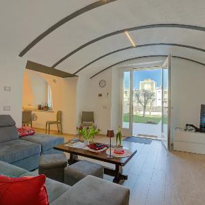 Peschiera Apartments Near The Lake