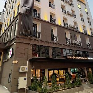 RUBY LUXE HOTEL