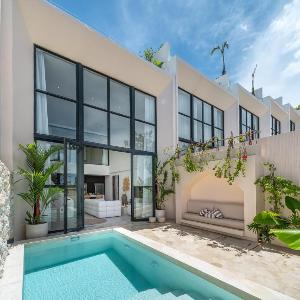 Zaya - Modern 2BR Villa with Rooftop Tub & Ocean Views