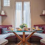 Canaletto Apartment with Canal View in Dorsoduro Venice