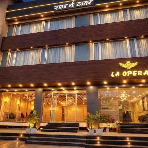 La opera hotel