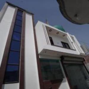 Awadh Ram Hotel