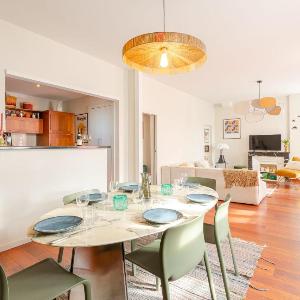 VIRGILE KEYWEEK Family apartment in the heart of Biarritz