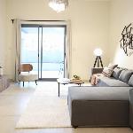 Elite LUX Holiday Homes - Spacious 1 BR Near Metro Station in Al Furjan Dubai Dubai