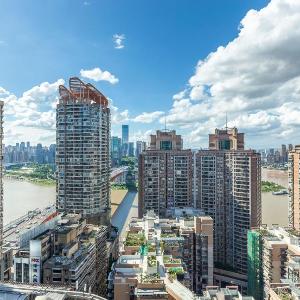 重庆悦时光民宿解放碑店