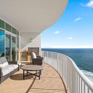 Turquoise Place Unit 2407C
