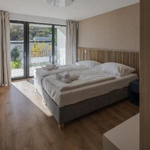 Gardinn Apt • Business • Private Garden & Parking