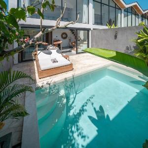 Jane's Lofts - Designer Lofts 7 Mins from Bingin Beach
