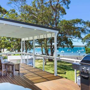The Bay House - Fireplace - Waterfront