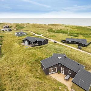 Lovely Hot-Tub House In Klitmøller 100 Meters From The North Sea