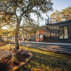 ParcBlu Unit 4 Modern Container Home Pool Hot Tub