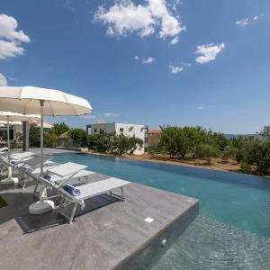 Luxury villa Doma Kastel Stari with heated pool