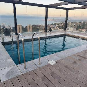 Departamento Con piscina en la terraza y cerca de Viña