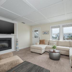 5212A - Cotton's Cabana