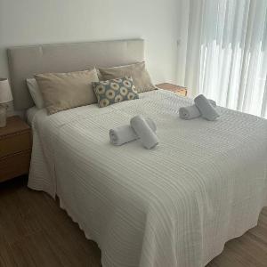 A&N Central Beach Walk Apartment with Terrace