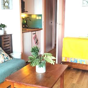 Apartment with sea view near Renécros beach
