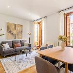 Stylish 2-Bed Apartment Near Madrid Landmarks 