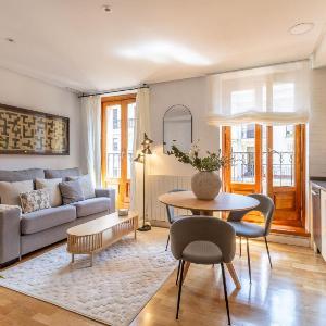 Cozy Apartment for Two in Alcalá Area