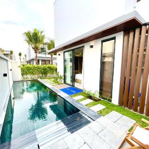 Beachside Private Villas by Sunset Host - Private Pool - Breakfast Included - AP Pick Up