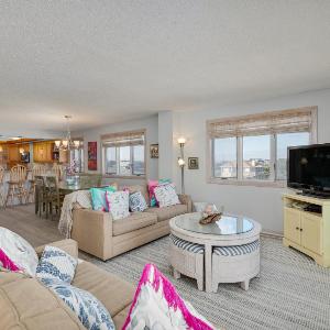 5604 - Seaside Retreat