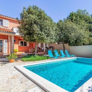 Villa Ella by Villas Gudie