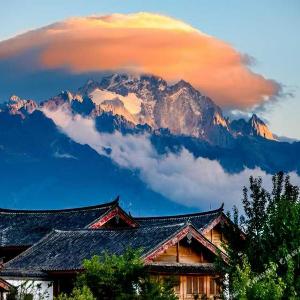 丽江寻隐丨森系半山咖啡观全景设计师度假美宿