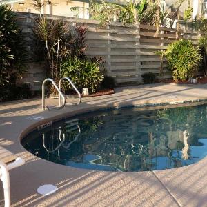 Direct Bayfront Sunsets - Boat Docks - Pool - Fish apts