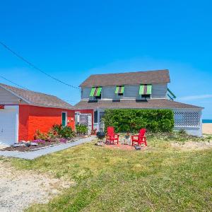 5452 - Sea Captain's Cottage