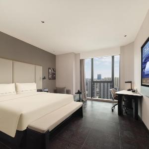 Atour Hotel Hangzhou Binjiang Yintai
