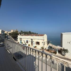 N312 - Numana - delizioso pentalocale con vista mare